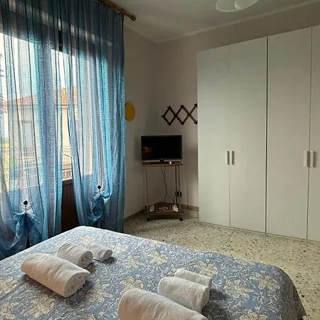 Acero Rosso Apartman Savigliano