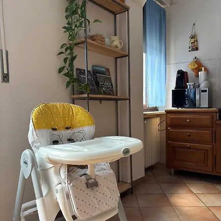 Acero Rosso Apartman *